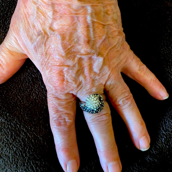 Rings - Picture 1 of 2